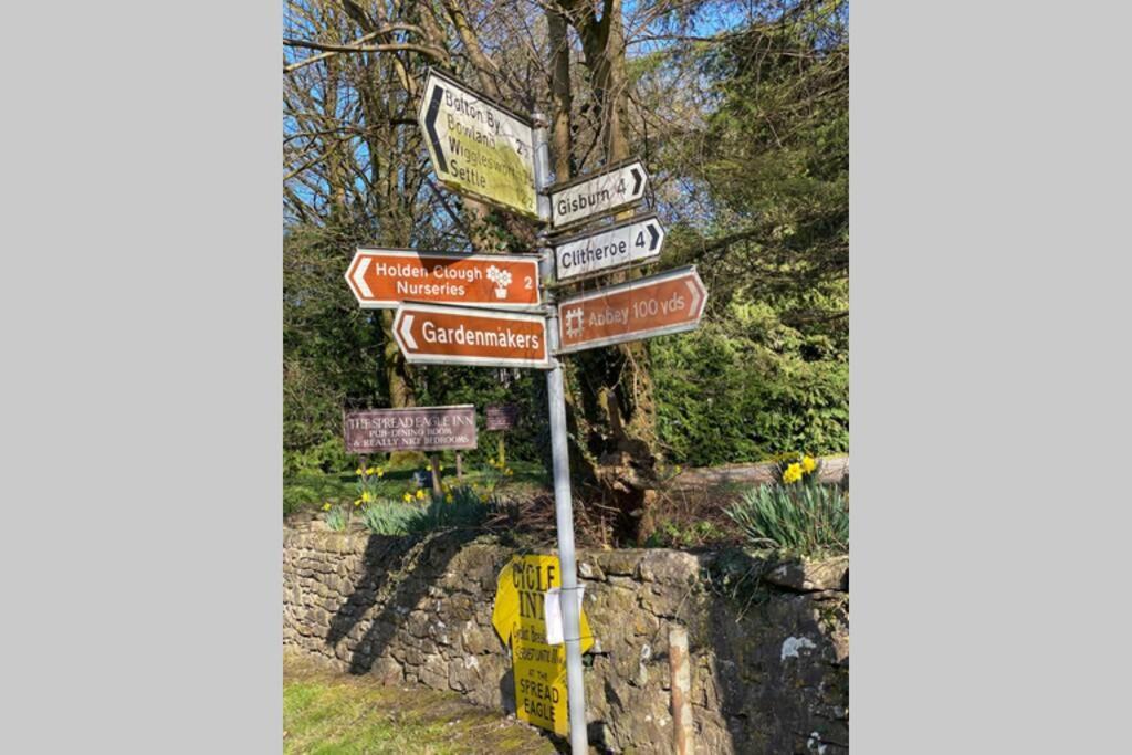 Sawley In The Forest Of Bowland - Cosy Cottage. كليثروي المظهر الخارجي الصورة